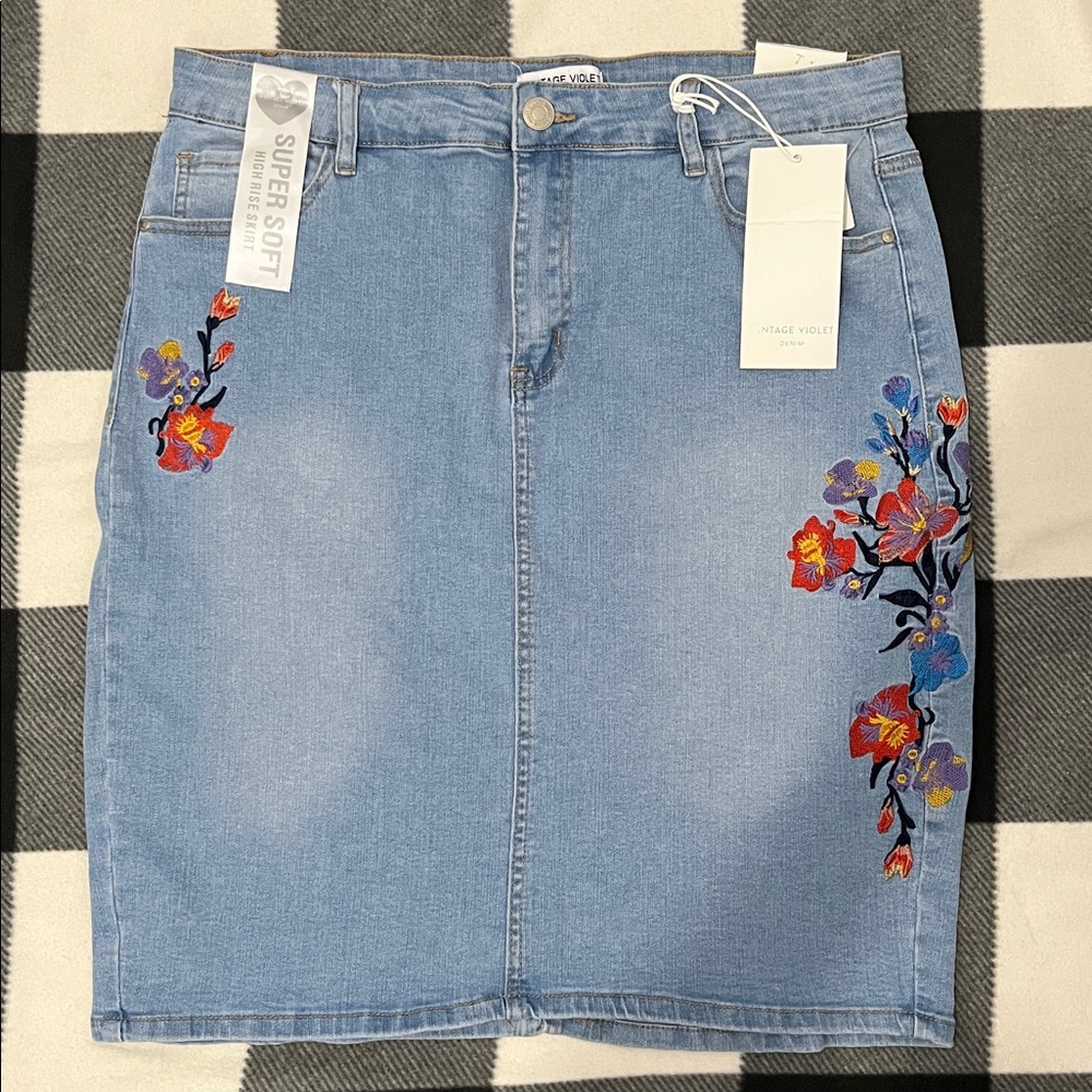 Vintage Violet Women’s High Rise Embroidered Denim Skirt Sz PXL